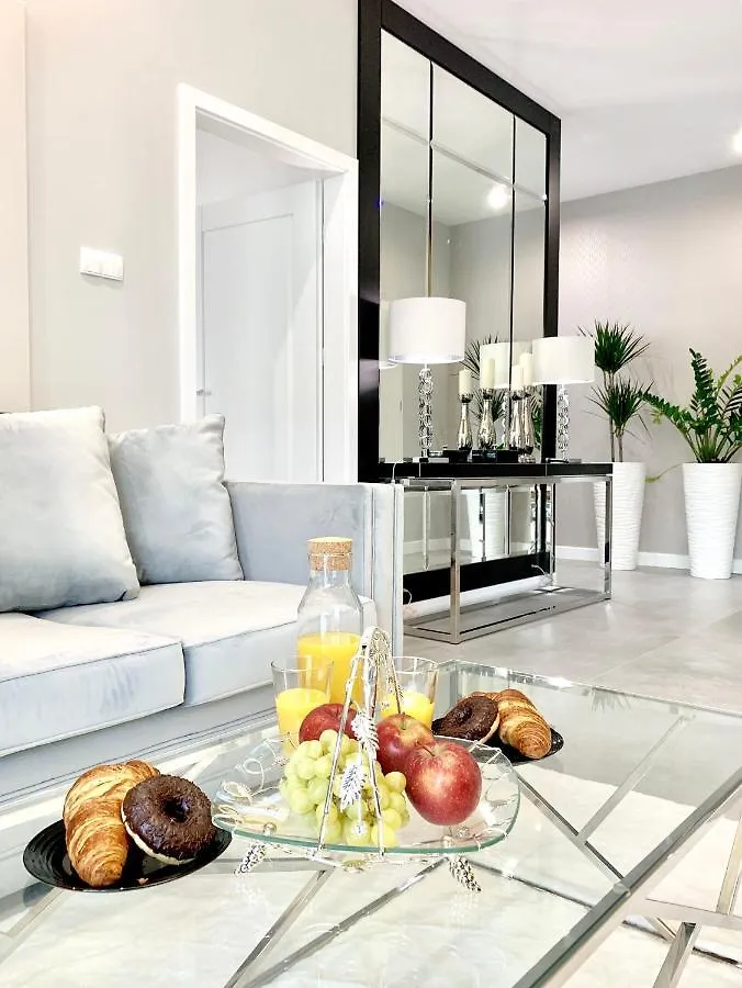 Zlota Luxury Apartments Warsaw