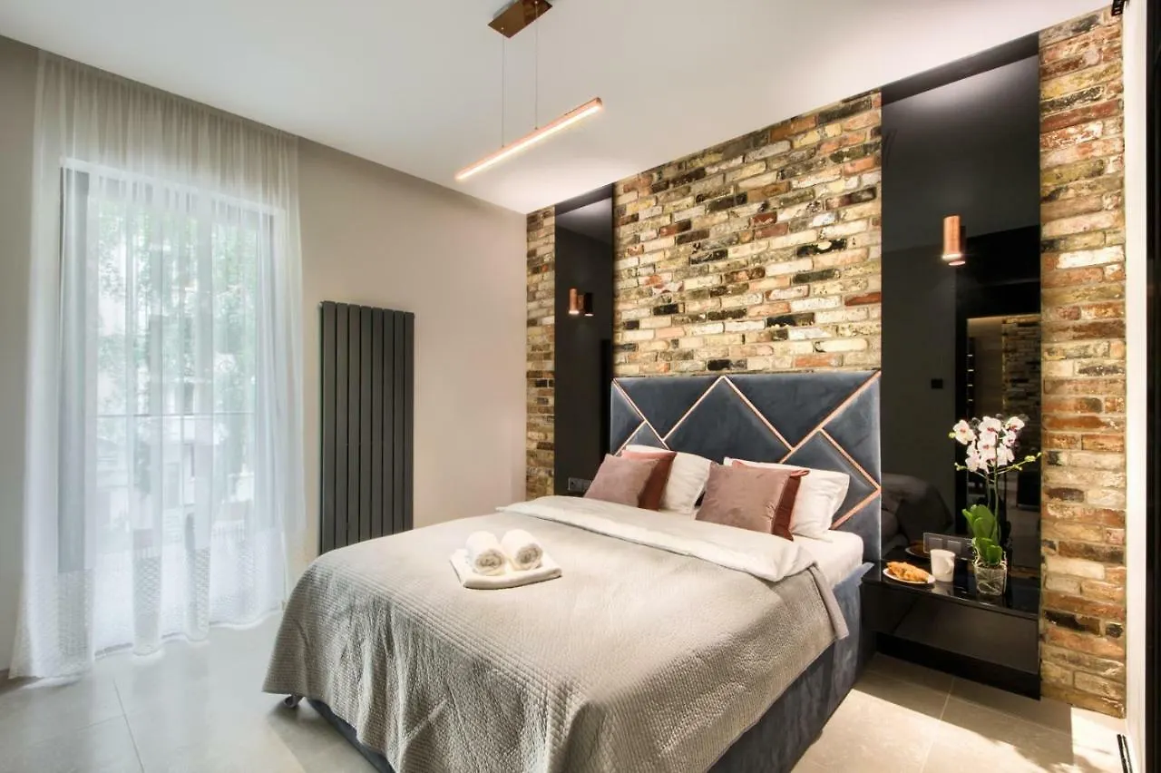 Zlota Luxury Apartments Varšava