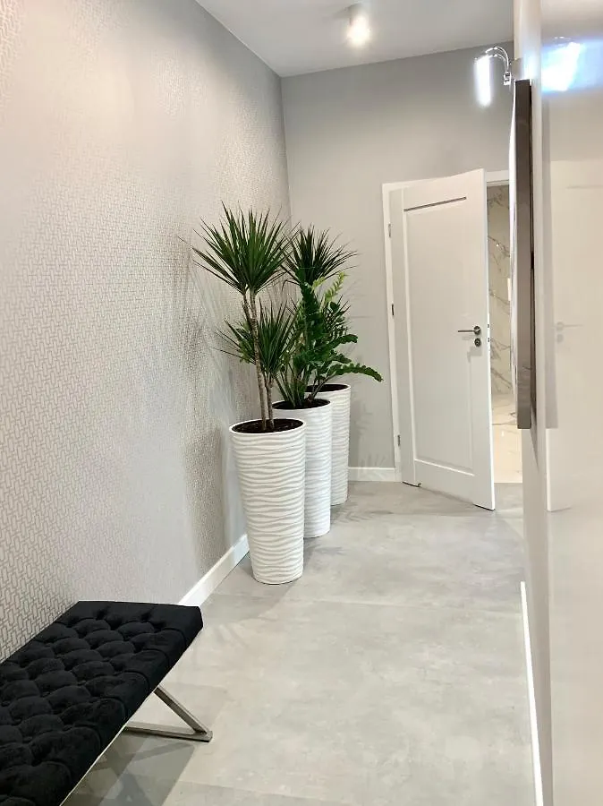 Zlota Luxury Apartments Varšava